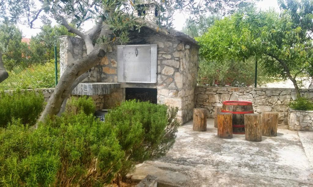 Apartments And Rooms Saric Jadrija Dış mekan fotoğraf