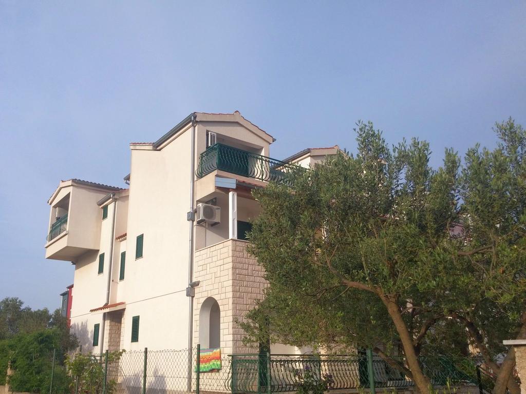 Apartments And Rooms Saric Jadrija Dış mekan fotoğraf