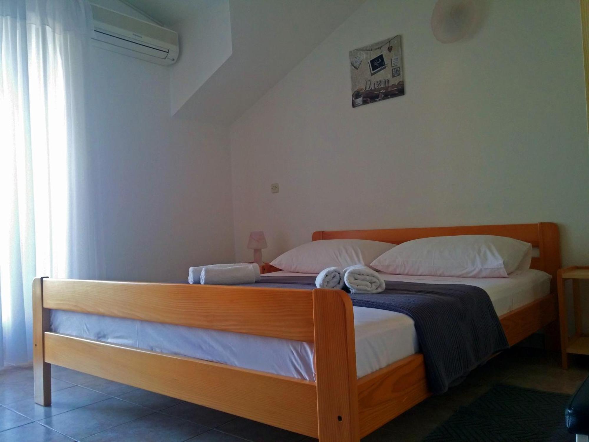 Apartments And Rooms Saric Jadrija Oda fotoğraf