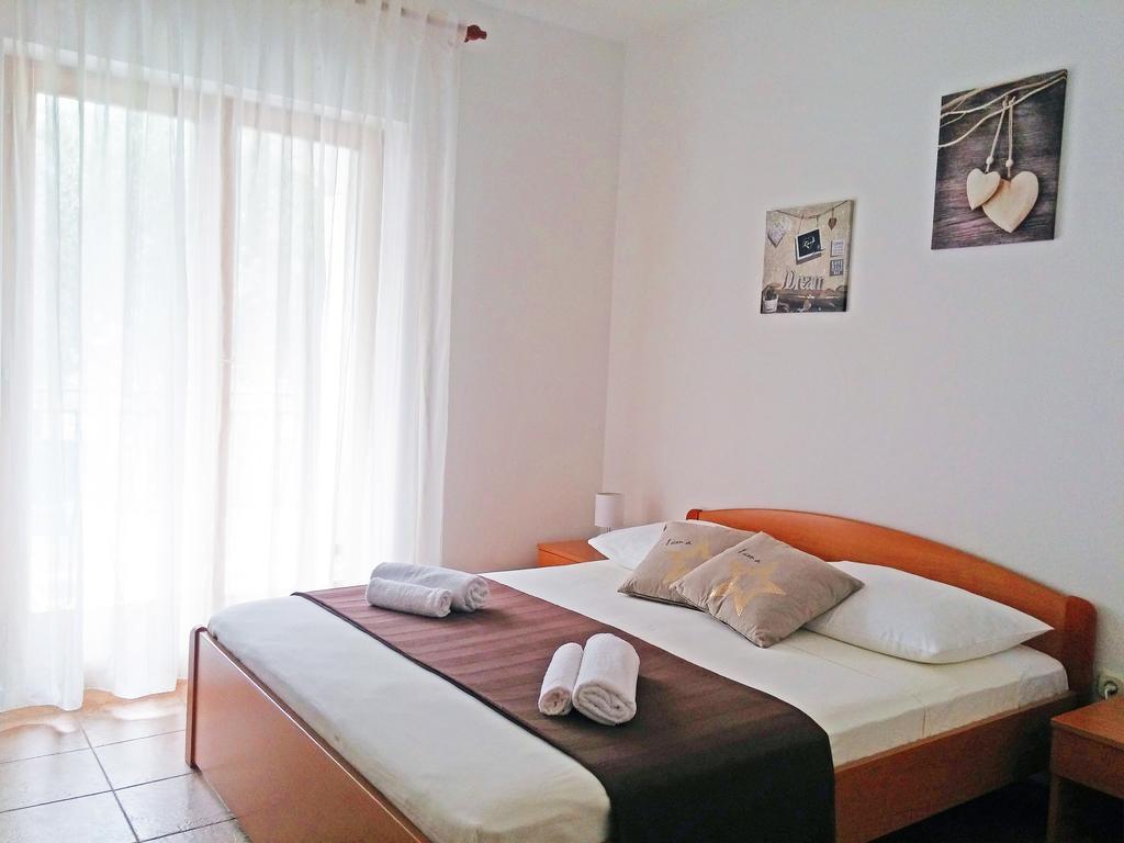 Apartments And Rooms Saric Jadrija Dış mekan fotoğraf