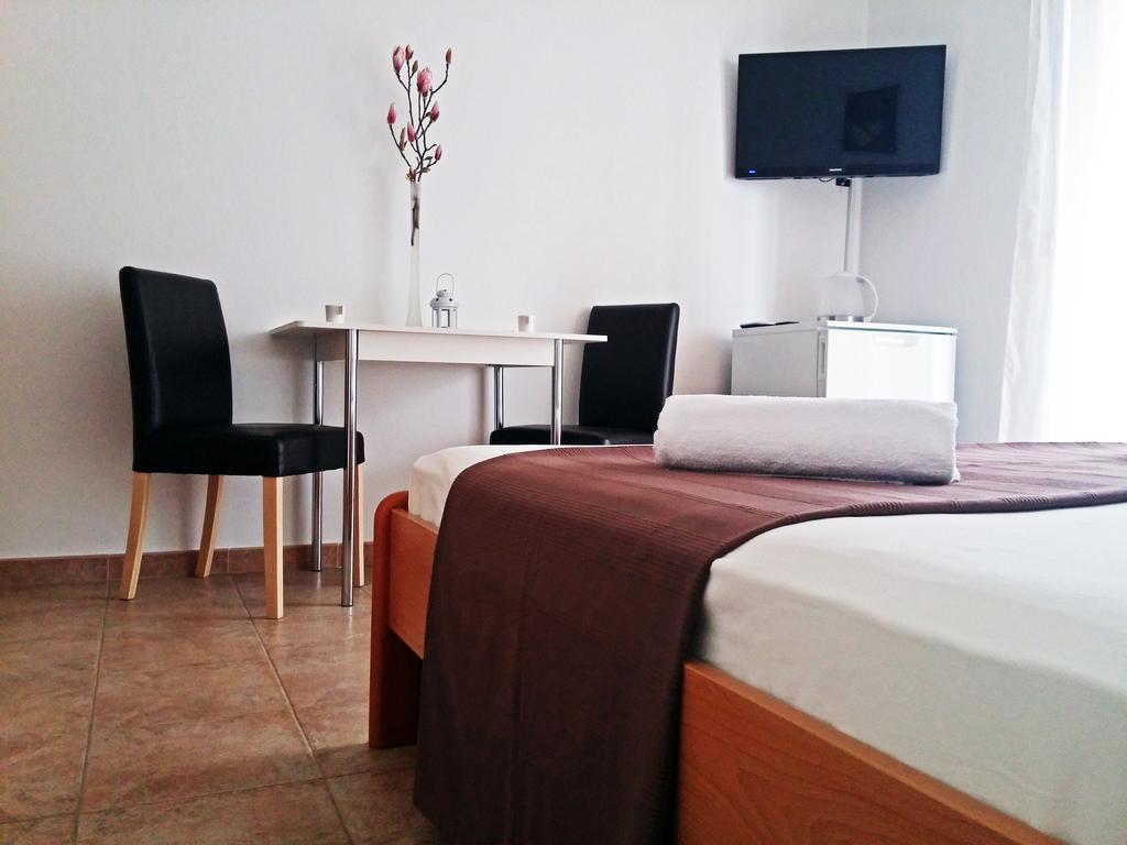 Apartments And Rooms Saric Jadrija Dış mekan fotoğraf